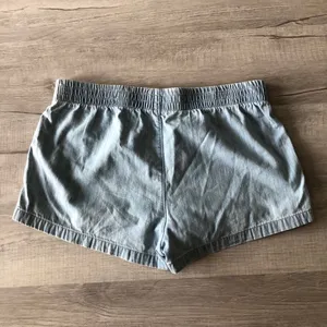 Old navy denim shorts . Large  thumbnail 4