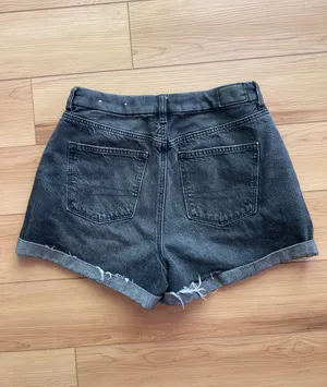 Shorts thumbnail 4