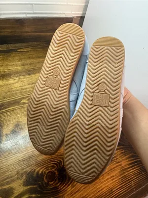 Time and tru pale blue sneakers size 6 thumbnail 7