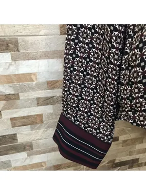LOFT half button Hanley top tunic blouse shirt Geometric print burgundy Sz M thumbnail 7