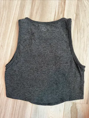 Beyond Yoga Grey Cropped Tank Active Medium thumbnail 3