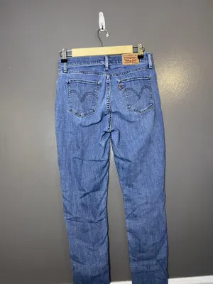Levis Curvy Skinny Jeans Womens 28 Medium Wash Blue Mid Rise Stretch Denim thumbnail 5