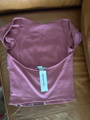 Urban Outfitters Top thumbnail 2