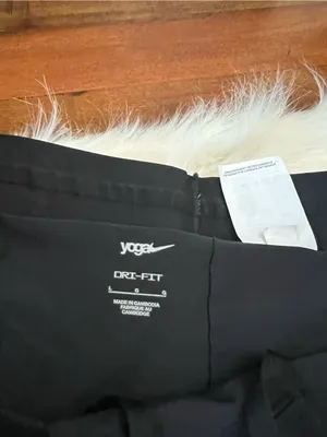 Nike Dri-FIT Men’s Lined Running Shorts Black Size Large Zip Pocket thumbnail 2