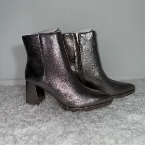 Worthington‎ Women's Silver Metallic Block Heel Ankle Boots Size 8 Medium thumbnail 4