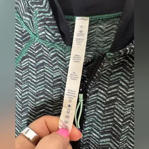 Lululemon Daily Practice‎ Jacket Irregular Spacebone Sea Mist Deep Green Size 4 thumbnail 3