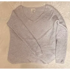 Wilfred Free Wolter Aritzia Gray V-Neck Waffle Knit Wool Pullover Sweater M thumbnail 3
