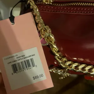 JUICY COUTURE "Loves Comes Softly" Shoulder Bag Deep Red Barrel Style With Charm thumbnail 3