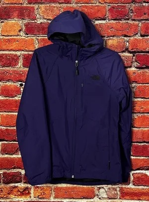 The north face women’s raincoat size small thumbnail 1