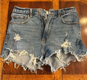 Abercrombie Mom Shorts High-Rise thumbnail 1