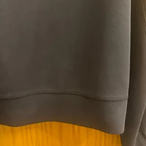 Women’s lululemon sweatshirt size small thumbnail 5