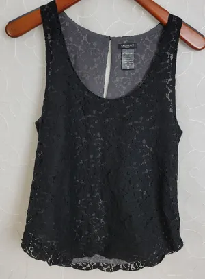Talula Womens Tank Top Size Small Black‎ Sleeveless Plunge Neck Lace Pattern thumbnail 1
