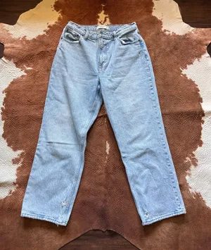 Abercrombie and Fitch the 90's Straight ultra high rise jeans size 29/8 XS thumbnail 1