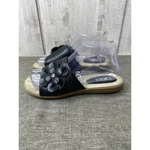 Womens Black Slide On Sandals Size 7 With Flower Rhinestone Detail Open Toe thumbnail 4