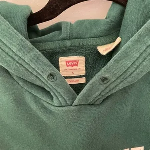 Levi’s hoodie size small color green and blue thumbnail 4