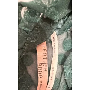 Anthropologie Feather Bone Green Swiss Dot Blouse Size 0 Sheer Flutter Sleeve thumbnail 7