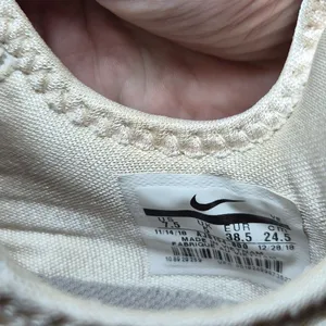 Nike Pale Pink Athletic Sneakers with Rose Swoosh 7.5 thumbnail 8