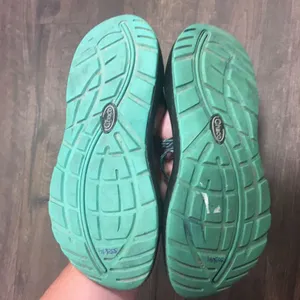 Chacos green double strap classic size 7 hiking sandals thumbnail 2