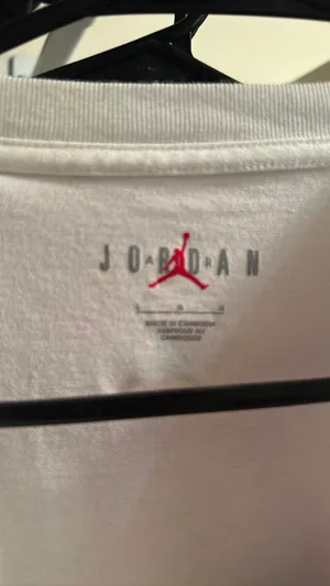 Air Jordan White Graphic Tee Large thumbnail 7