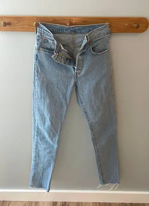Levi’s 501 Straight Leg Jeans thumbnail 5