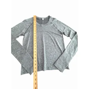 Lululemon Swiftly Womens Size 8 Gray Top Tech Long Sleeve Activewear #JJJ3-4 thumbnail 6