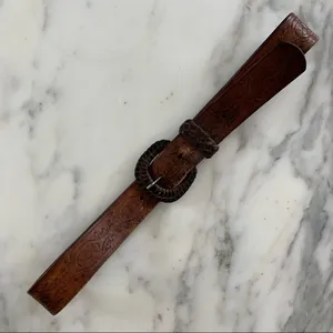 Beautiful Vintage Leather Belt Brown thumbnail 9