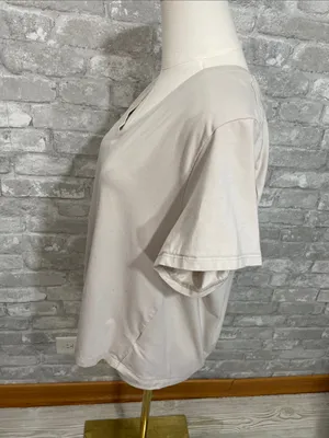 Athleta Essential V-Neck Tee In Abalone thumbnail 2