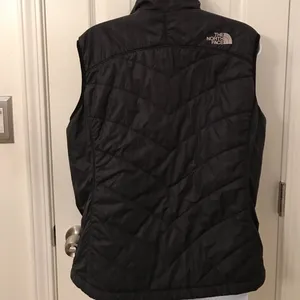 The North Face Black Quilted Vest thumbnail 4