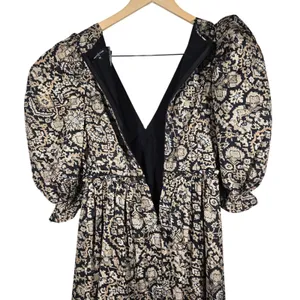Area Stars Medallion Midi Dress Tan Black Puff Sleeve‎ V-Neck Size M NEW thumbnail 6