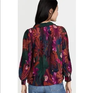 NEW Farm Rio Women’s Bird Flowers Pleated Shirt Multicolor thumbnail 7