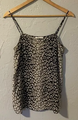 Equipment Black and White Animal Print Camisole 100% Silk‎ size Small thumbnail 1