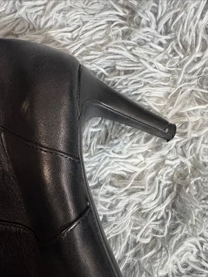 ANTONIO MELANI Black Leather Knee-High Heeled Boots thumbnail 4