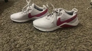 Nike legend essential 2 thumbnail 3