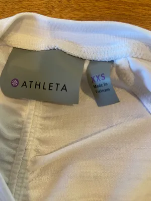 Athleta top thumbnail 4
