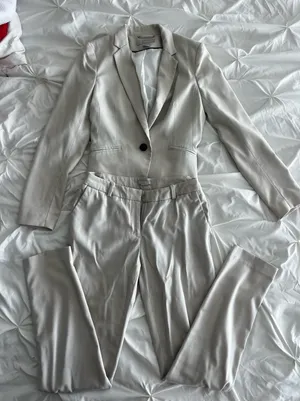 Elegant Beige Blazer and Pants Set Size 2 thumbnail 1