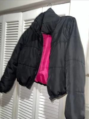 Wild Fable XS/S Black Puffer Jacket with Pink Lining cropped thumbnail 3