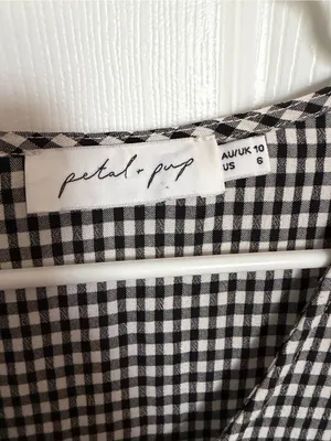 Petal & Pup Black & White Gingham V-Neck Tiered Dress w Puff Sleeves Size 6 thumbnail 4