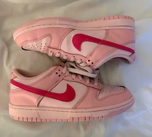 Nike Dunk Low thumbnail 1