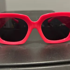 Stylish Hot Pink Sunglasses Red thumbnail 10