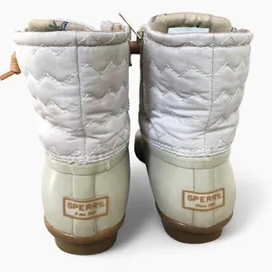 Sperry Women’s Saltwater Chevron Quilt Duck Boots Ivory Size 7.5 thumbnail 3