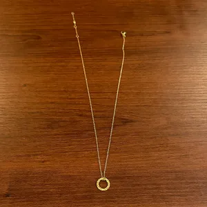 Elegant Gold Necklace thumbnail 4