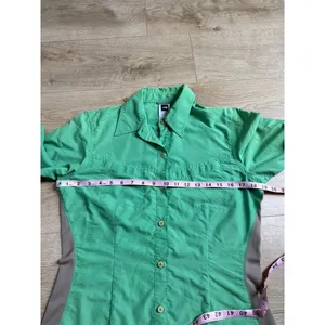 The North Face green button up roll tab sleeve sun protection vented hiking sz M thumbnail 10