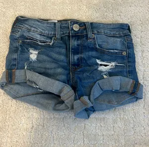 Aeropostale Low-Rise Midi Denim Shorts thumbnail 1