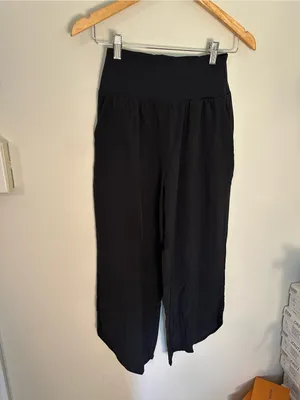 NWT Halara Breezeful™ High Waisted Tummy Control Hem Quick Dry Pants black xs thumbnail 2