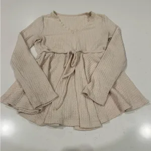 SHEIN Maternity Waffle Knit V-Neck Tunic with Waist Tie thumbnail 3