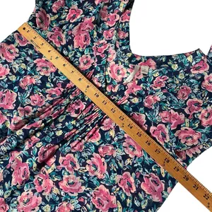LC Lauren Conrad Womens Floral ¾ Sleeve Chiffon Blouse pleated button front sz M thumbnail 6