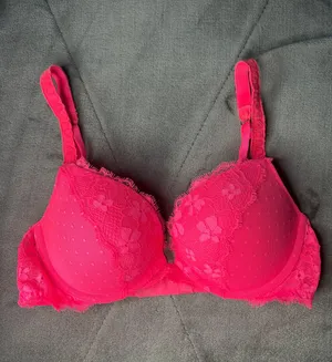 Sexy Victorias Secret Bra thumbnail 1