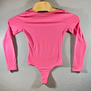 725 | Hollister Barbie‎ Pink Ling Sleeve Bodysuit Women Small Scoop Neck Stretch thumbnail 2