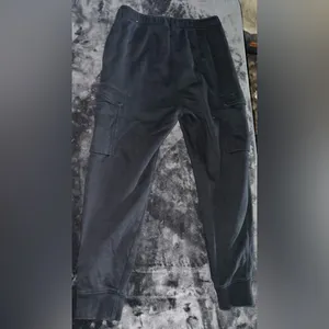 Nike Jogger Cargo Sweatpants in Black Size Small thumbnail 8