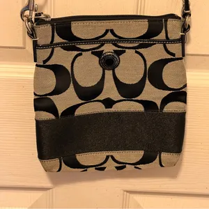 Coach Shoulder Bag thumbnail 3